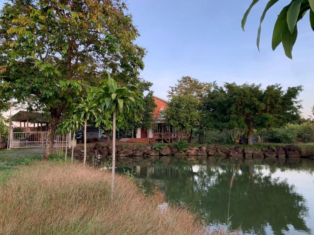 Homestay Tay Xa Trang Bom Екстер'єр фото