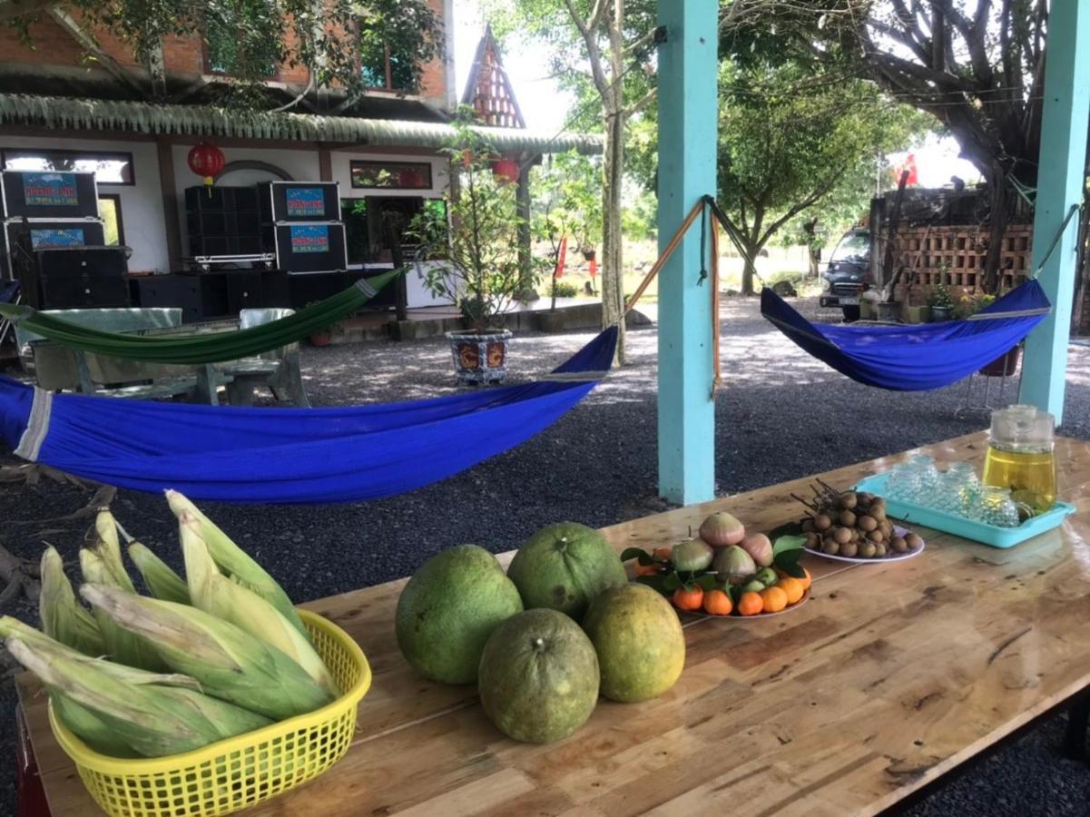 Homestay Tay Xa Trang Bom Екстер'єр фото