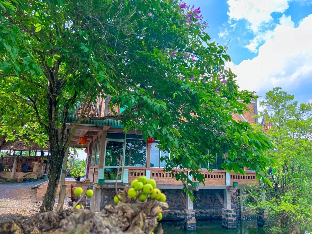 Homestay Tay Xa Trang Bom Екстер'єр фото