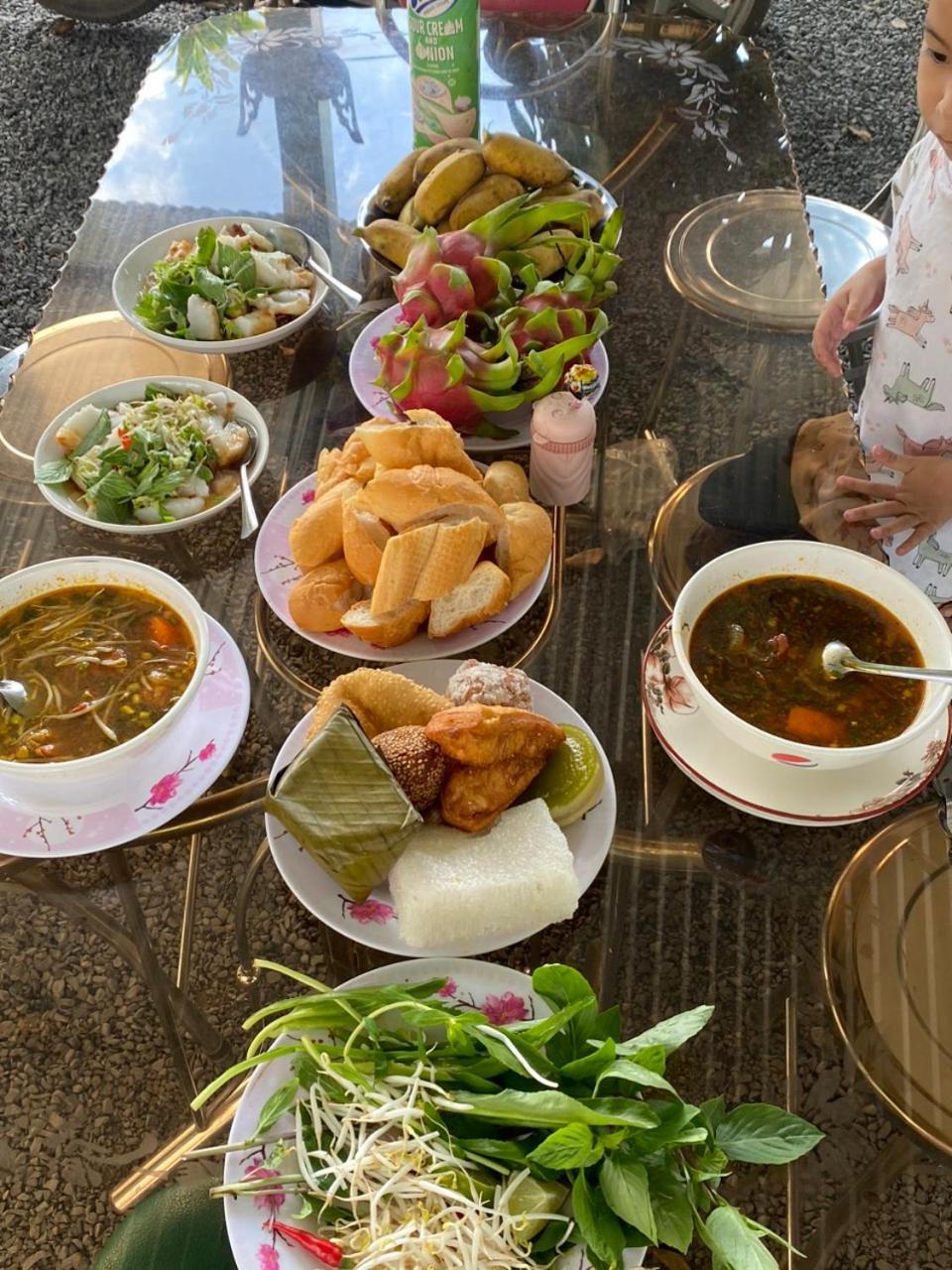 Homestay Tay Xa Trang Bom Екстер'єр фото
