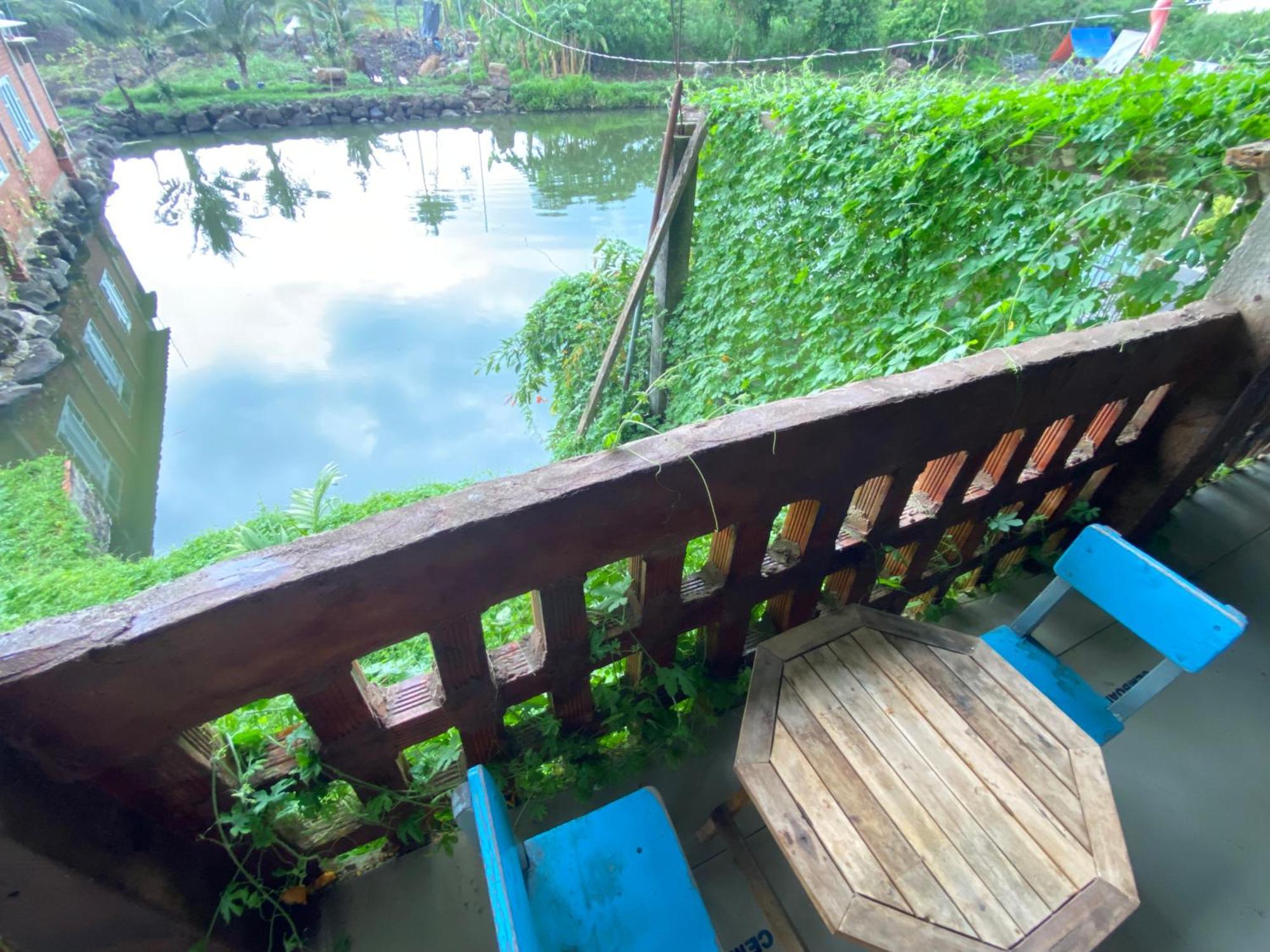 Homestay Tay Xa Trang Bom Екстер'єр фото